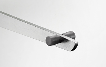 Aluminium broad-slot channel for Bar / Restaurant